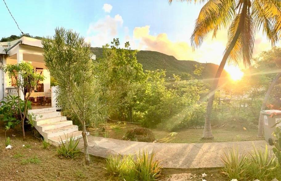 Ferienwohnung <Casa Colibri> La Desirade Les Galets Exterior foto
