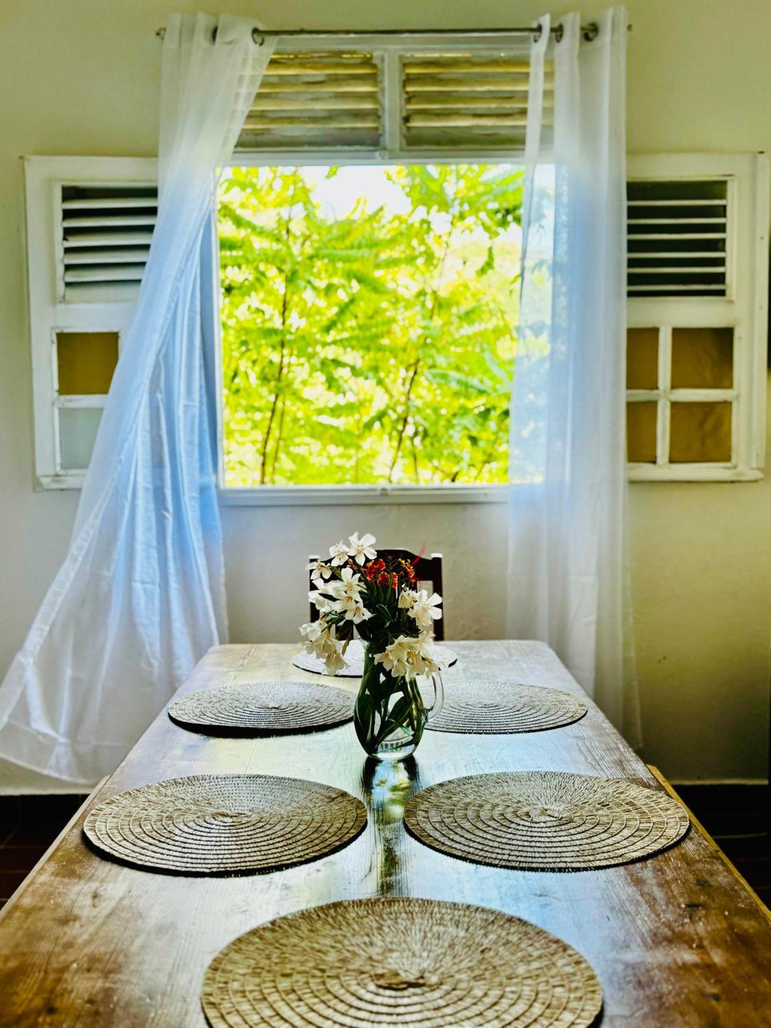 Ferienwohnung <Casa Colibri> La Desirade Les Galets Exterior foto