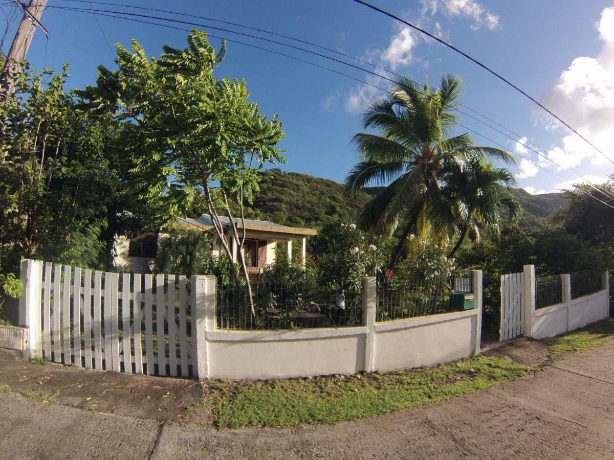 Ferienwohnung <Casa Colibri> La Desirade Les Galets Exterior foto
